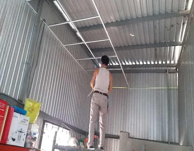 Thợ làm trần nhựa thả tại quận Phú Nhuận